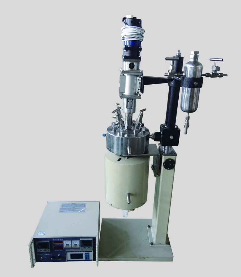 CJK快開(kāi)反應(yīng)釜（鋯材，帶加料罐）